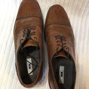 Joseph Abboud Cap Toe Oxfords #4HFU